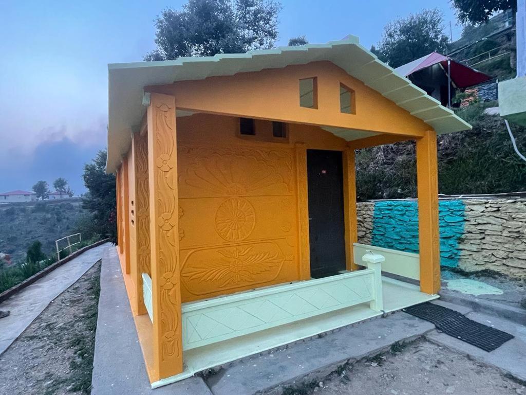 Drona Hills Resorts Kanatal Luaran gambar