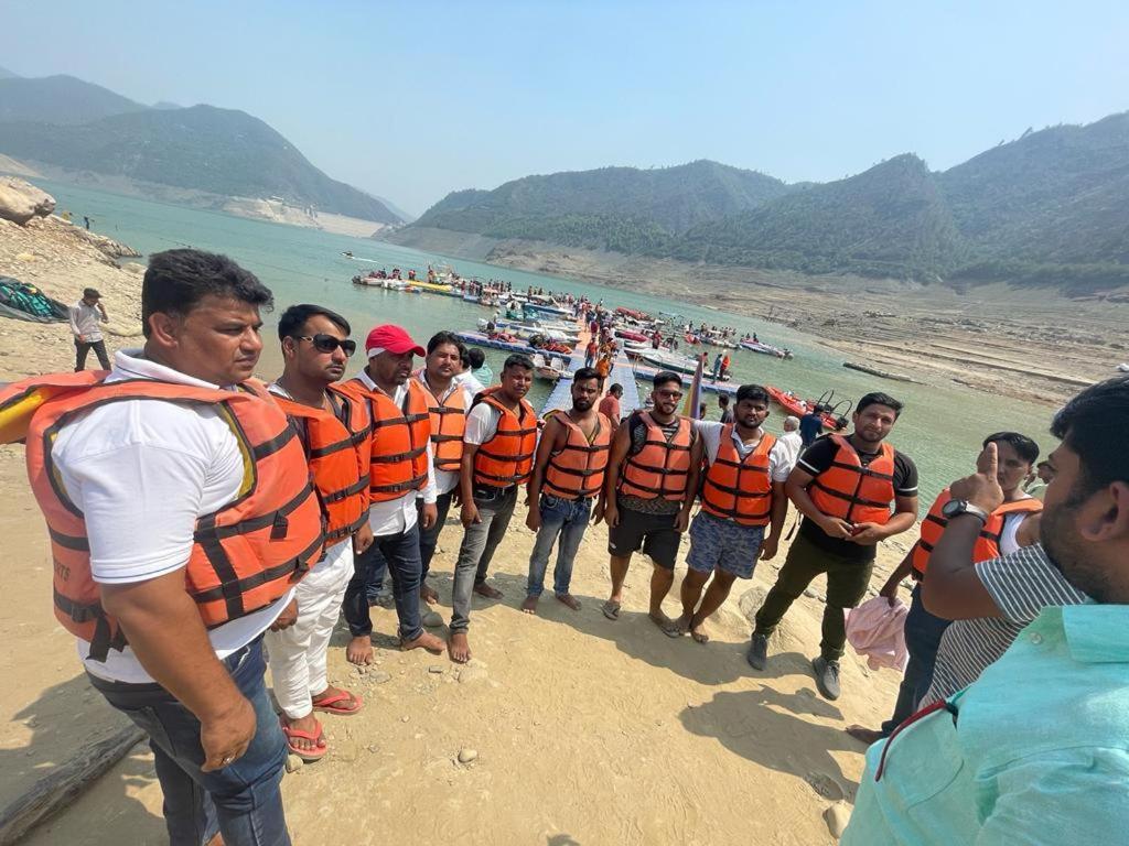 Drona Hills Resorts Kanatal Luaran gambar