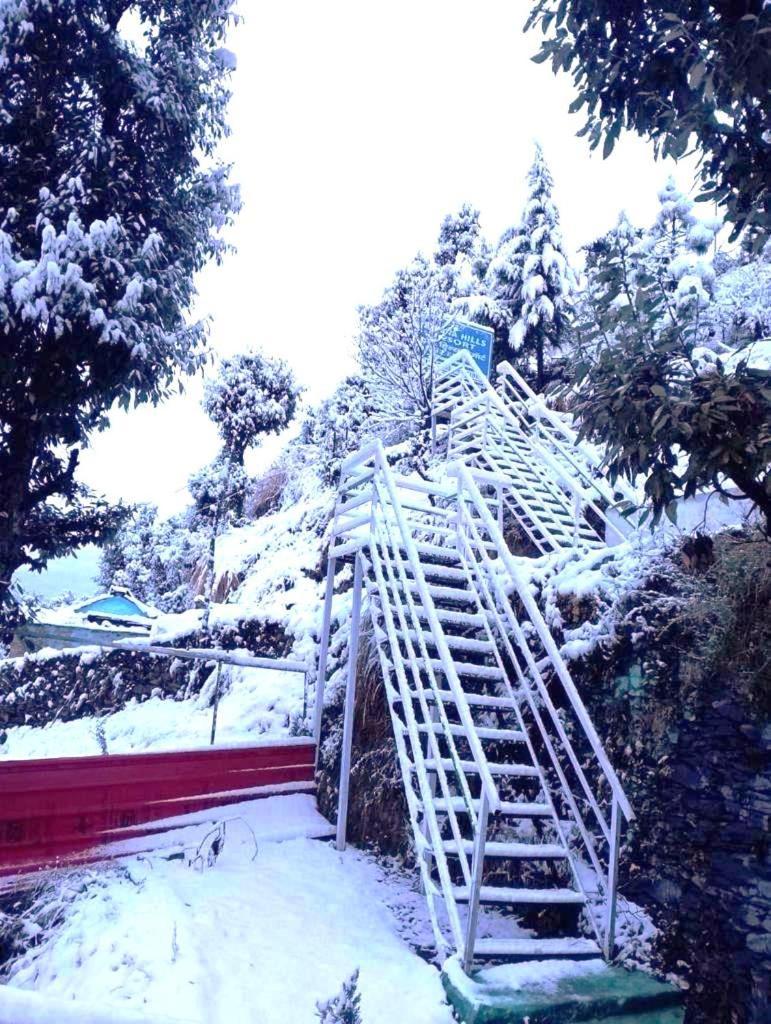 Drona Hills Resorts Kanatal Luaran gambar