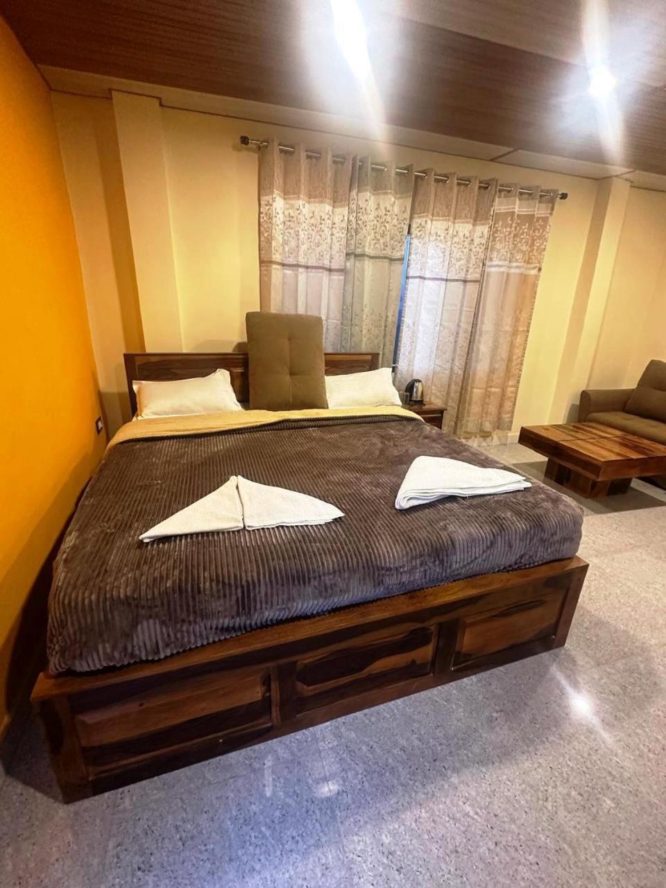 Drona Hills Resorts Kanatal Luaran gambar